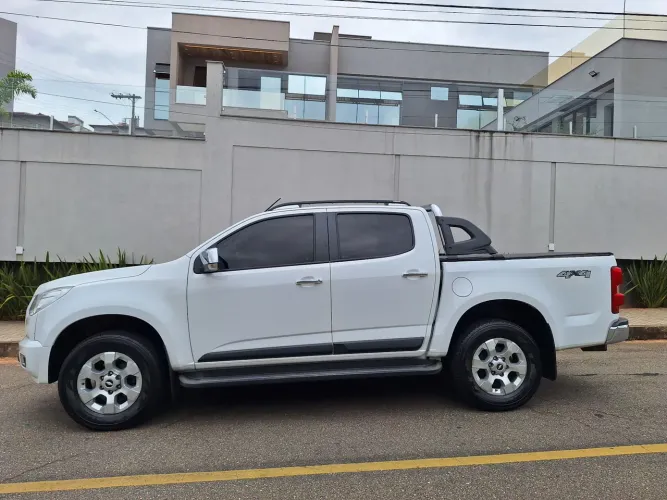 Chevrolet S10 Pick-up LTZ 2.5 Flex 4X4 CD 2015
