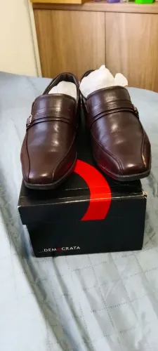 Sapato democrata