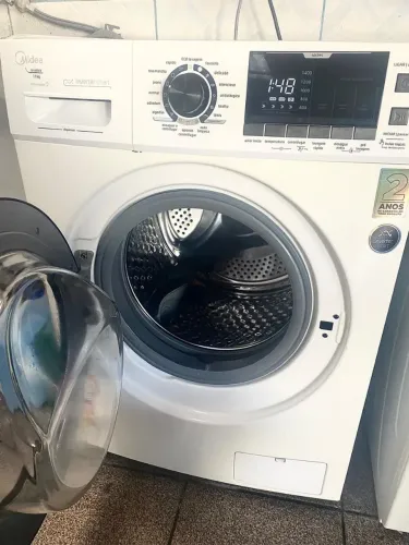 Maquina de Lavar Roupas Midea