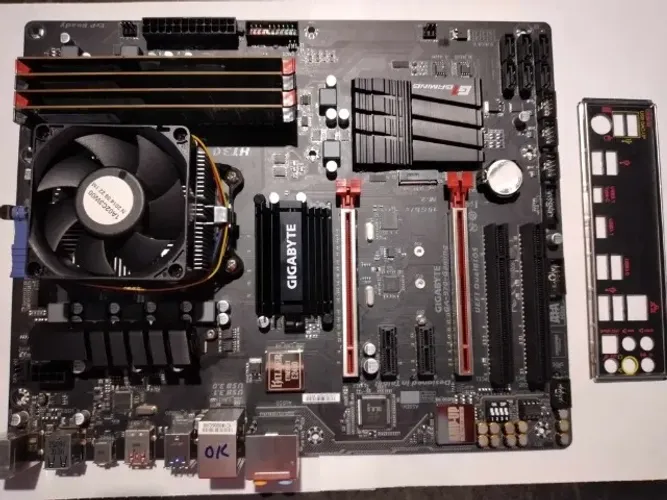 KIT GIGABYTE + FX 8120 - 3.1 GHZ + 16GB + ESPELHO - OFERTA RELÂMPAGO