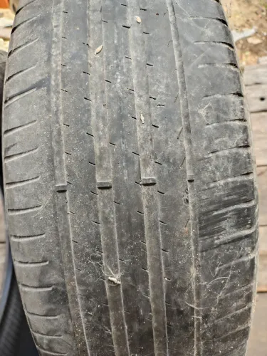 Pneu 225/60 aro 18 valor 100 cada um