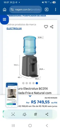 Vendo Gelagua eletrolux com compressor e junto irão 4 garrafões