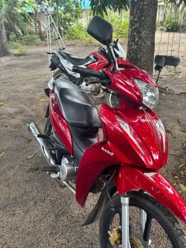 Vende-se moto avelloz az1 2025.