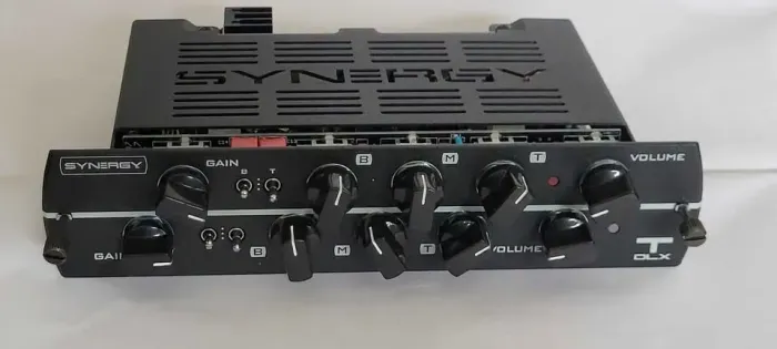 Synergy Fender TDLX Preamp Valvulado Módulo