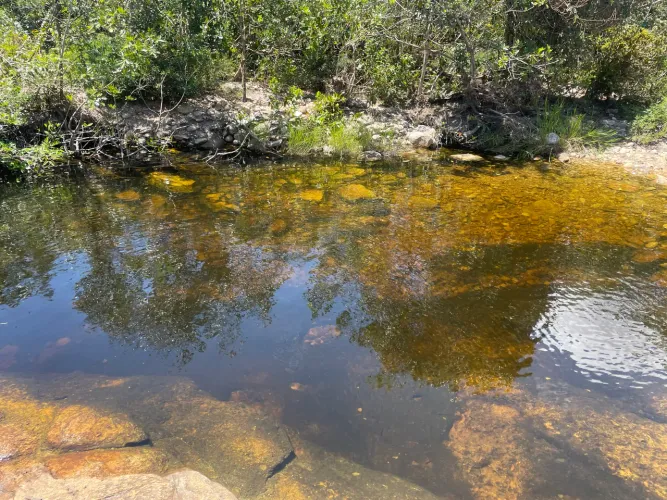 Chácara 2000 m2 com RIO ao fundo - LUXO EM SÃO JOSÉ DA SERRA -