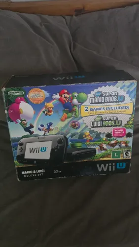 Nintendo Wii U desbloqueado na caixa com HD 500gb e 2 controles pro paralelos