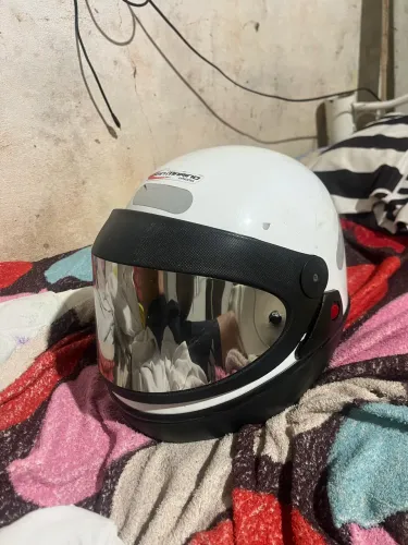 Capacete
