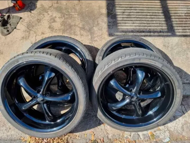 Aro 22 furação 5x114