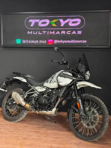 ROYAL ENFIELD HIMALAYAN 450 KAMET WHITE 2026