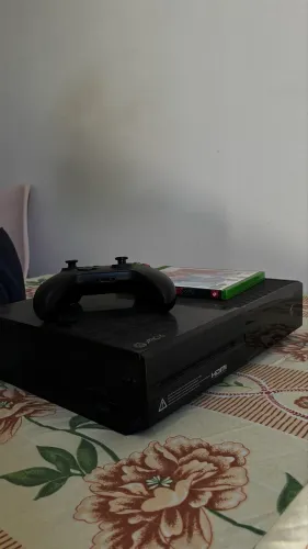 Xbox One Fat - com defeito (leia a descrição)