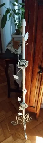 DECORAÇÃO DE FLORES DE FERRO