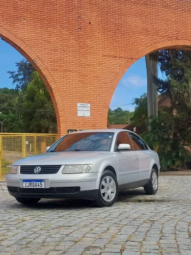 Volkswagen Passat Turbo 1.8 Tiptronic 1999