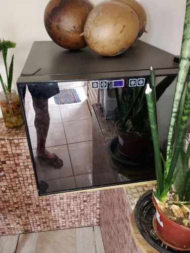Vendo Adega. Valor 200 reais