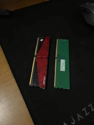 2x 8GB DDR4