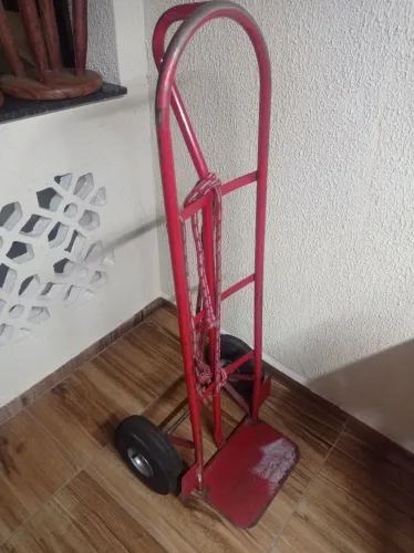 Carrinho de carga reforçado