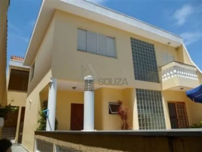 Sobrado à venda, na Casa Verde, com 340 m², 5 quartos, 2 suítes, piscina, área gourmet, 3 