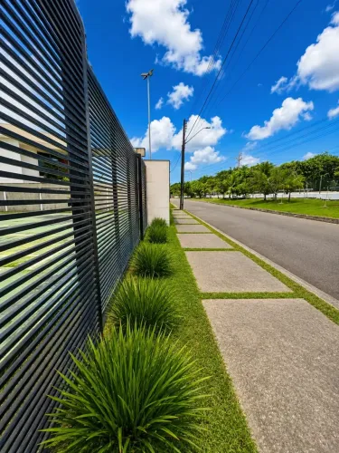 JARDIM EUROPA, PONTA NEGRA, VENDO LOTE DE 20X50, 1.000M2 TODO MURADO, DOCUMENTADO
