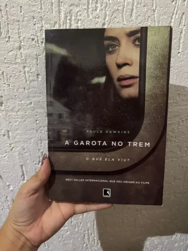 A Garota no Trem - Paula Hawkins / Ótimo Estado