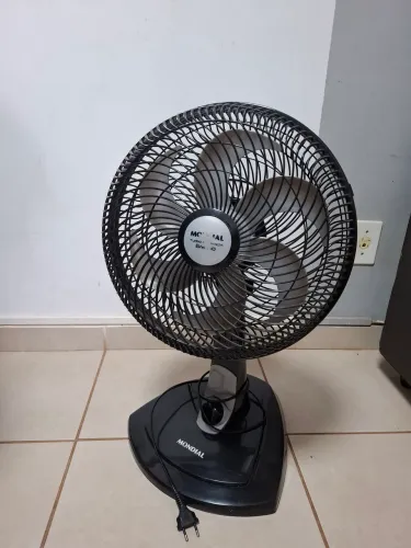 Ventilador de chão Mondial Turbo Silence