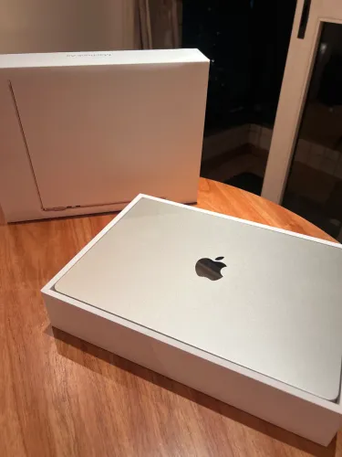 MacBook Air M5 13 16GB 1TB Starlight 3 Ciclos Novo