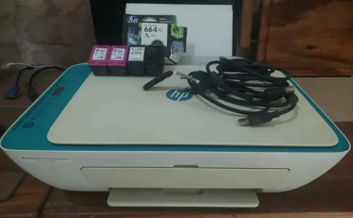 Multifuncional HP 2676 Wifi + cartuchos XL