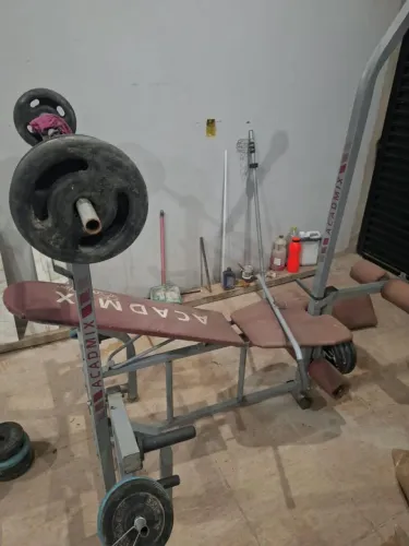 Academia Acadmix com 100kg de anilhas