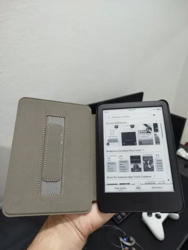 Kindle 11a geração + capinha magnética