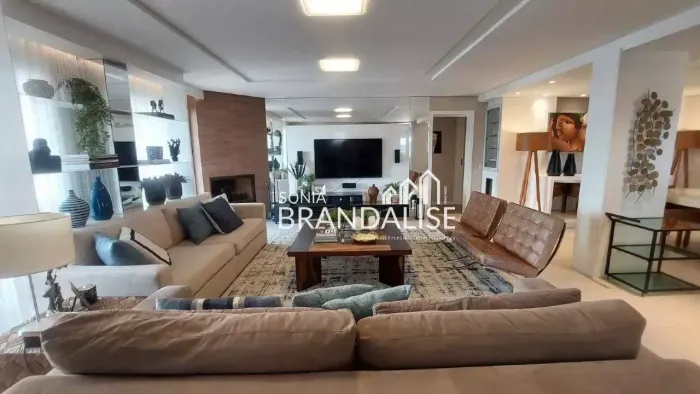 SOFISTICAÇÃO, ESPAÇO E CONFORTO NO ITACORUBI
