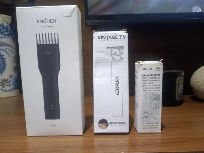 Máquina de cortar cabelo Xiaomi + 02 máquinas de aparar