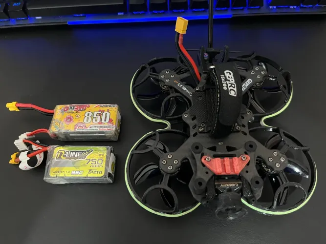 Cinelog 25v2 drone FPV + 2 Baterias lipo