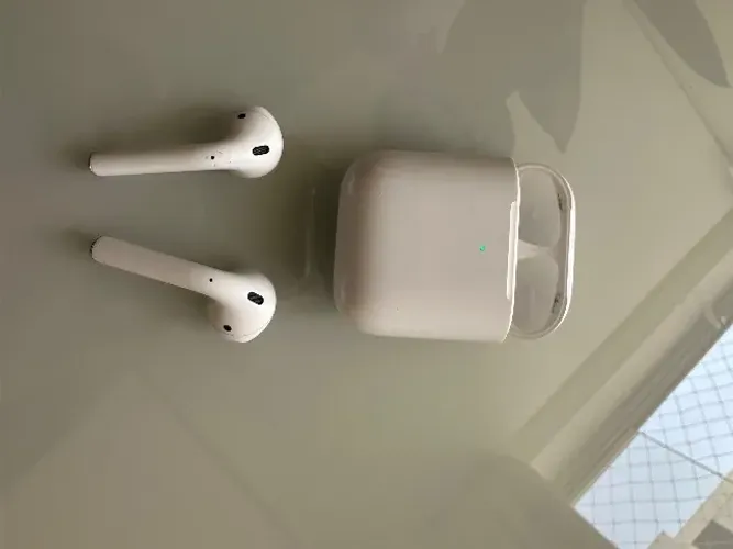 AirPods 2 geração - original usado