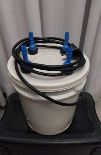 Compressor de Balões / Enchedor de Bexigas de 4 Bicos (110V)