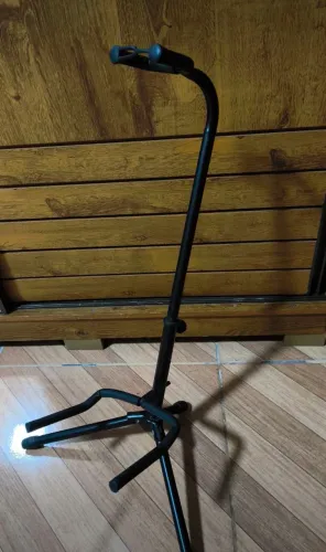 Pedestal para violão, guitarra, tripé 