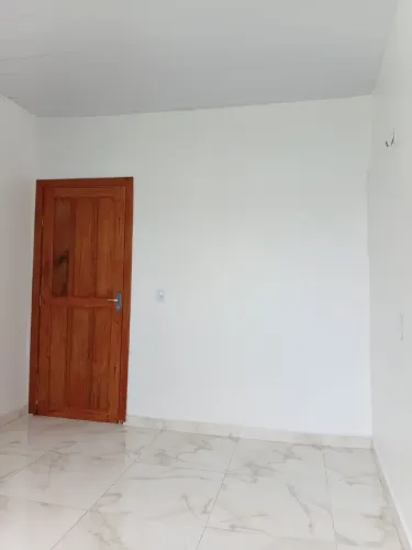 Alugo apt/kit net em VILA no CONJ. VISTA BELA/PLANALTO