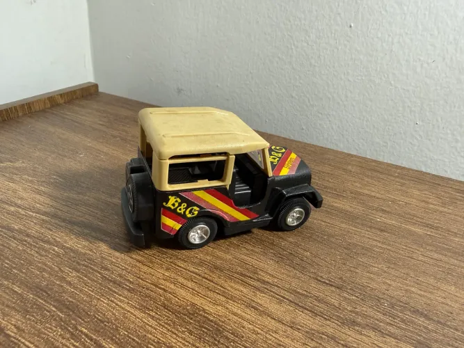Jeep miniatura anos 90