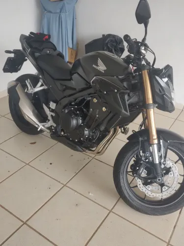 Vendo CB 500F ano 24 cinza fosco