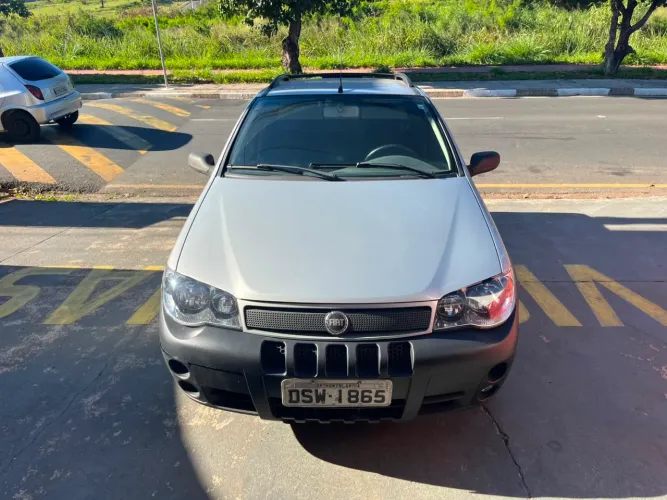 Fiat Strada 1.4 MPI Fire Flex 8V CE 2007