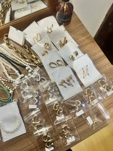 Lote acessórios Biju feminino (prata, dourado, orgânico) - REVENDA - LUCRE