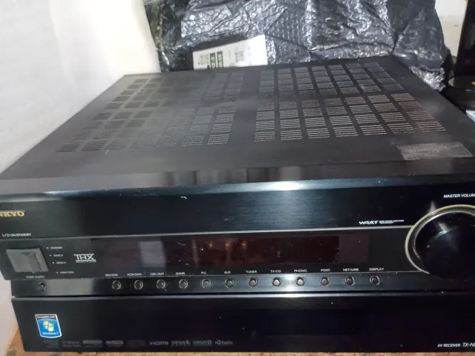 Power (amplificador) Onkyo