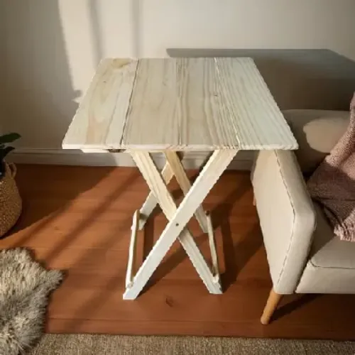 Mesa Dobrável de Madeira Pinus | Prática, Compacta e Ideal para Ambientes Externos