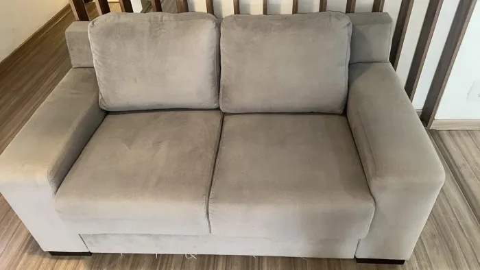 Sofá 2 lugares