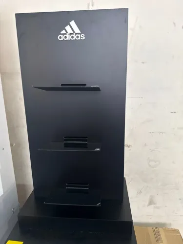 Displays expositor de tênis novo