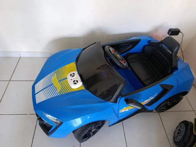Carinho elétrico