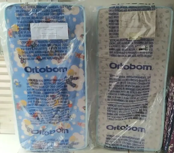 Vende-se esses dois colchões para berço 1,30×60 R$100,00 cada, nunca foram usados