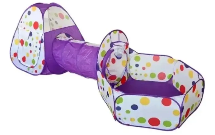 Barraca com piscina de bolinhas