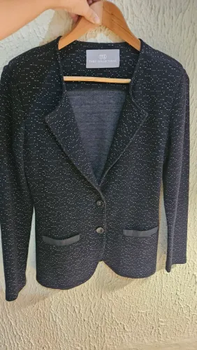 Blazer feminino. Tart collections. Tamanho M. Bem conservado