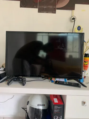 Tv 32 polegadas samsung smart, semi nova!