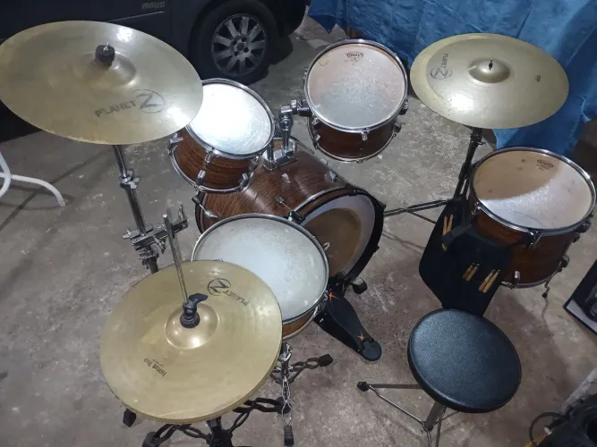 Bateria acústica completa