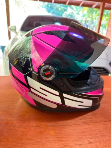 CAPACETE FEMININO
