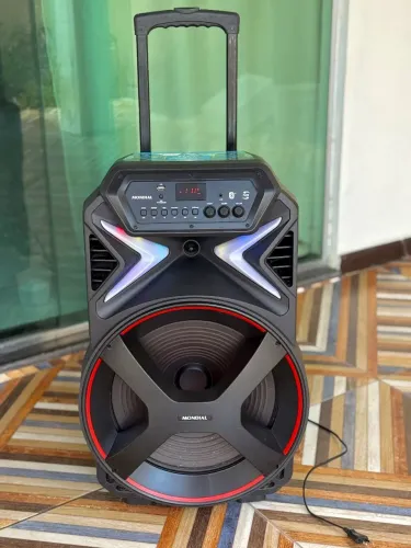 Caixa de som 700w mondial